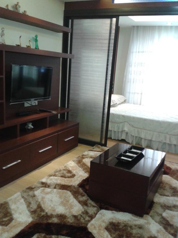 The Oasis Davao Condotel Room photo